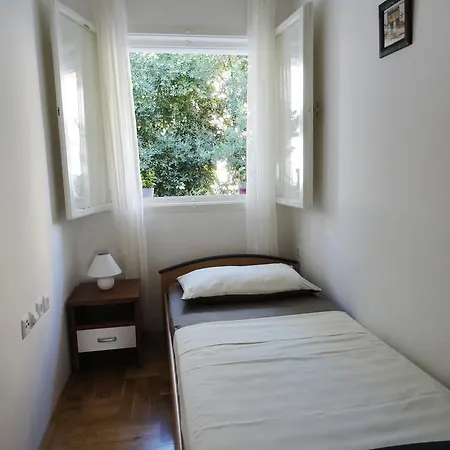 Apartment Luxurious Djuran